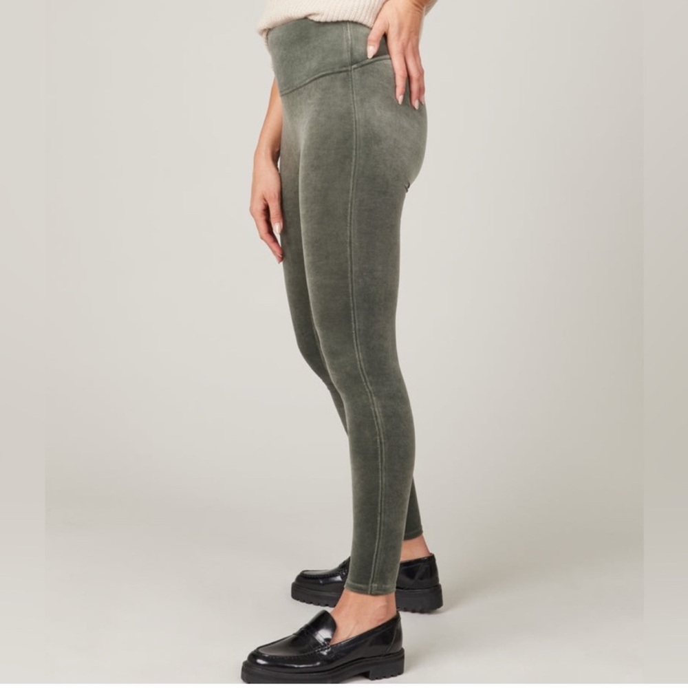 Spanx Ready-To-Wow! Velvet Leggings in Dark Palm.